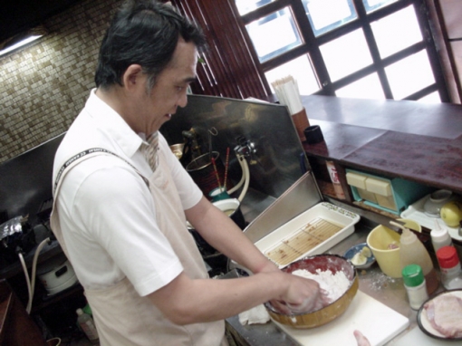 元祖チキン南蛮の『直ちゃん』・店主の後藤さん