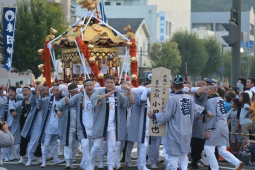 第38回 まつりのべおか ばんば総踊り、出逢い神輿