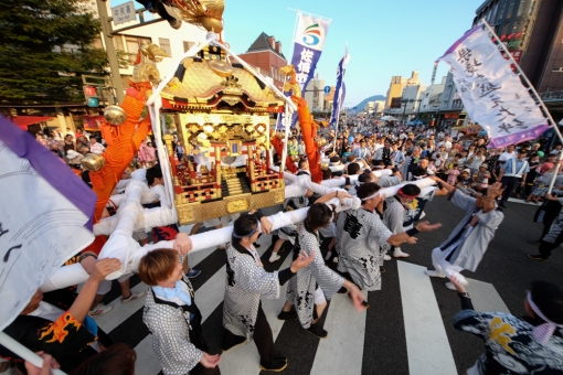 第38回 まつりのべおか ばんば総踊り、出逢い神輿