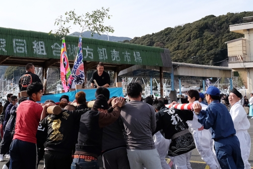 市振神社大祭・霜月まつり