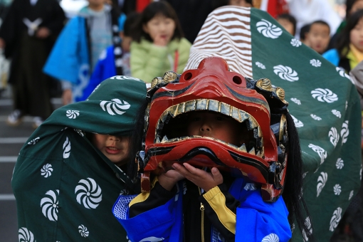 市振神社大祭・霜月まつり